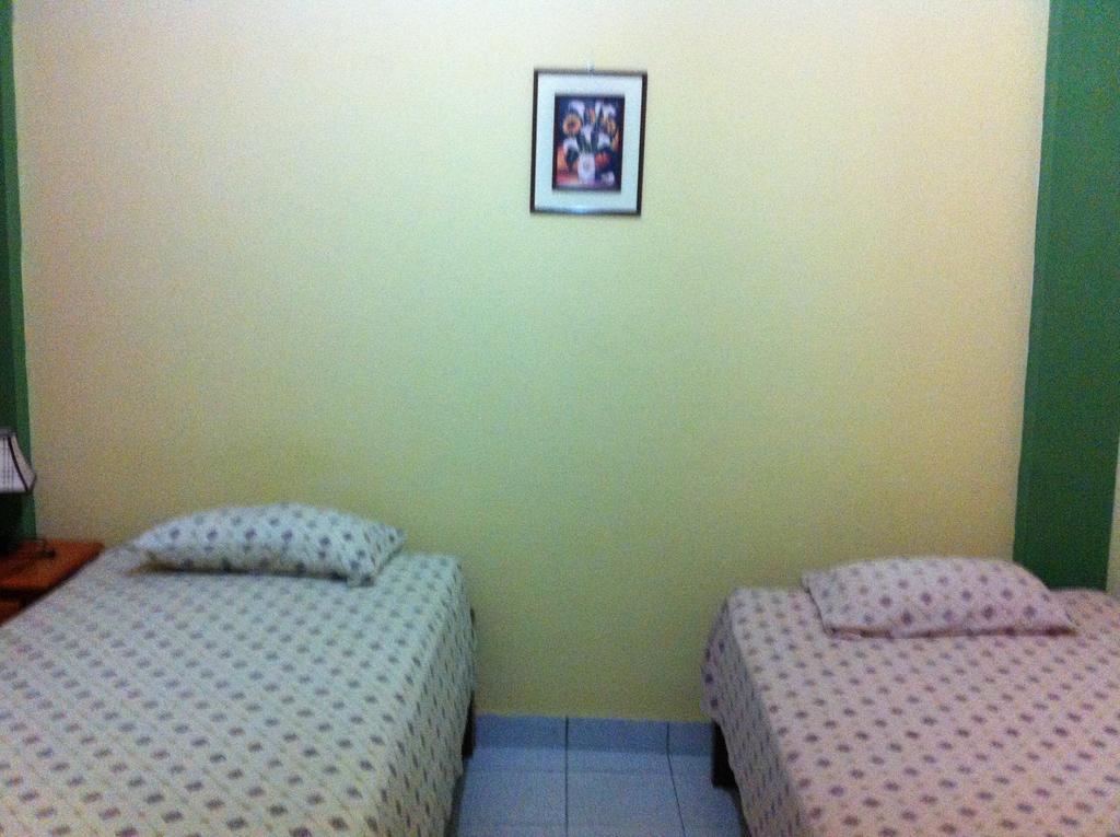 Hostal El Colibri Iquitos Cameră foto